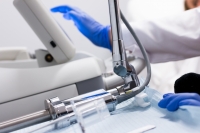 Tratament laser pentru vegetatiile veneriene condiloamele, condyloma acuminata, negii genitali, condiloamele perianale, veruci genitale in Chisinau, Moldova!